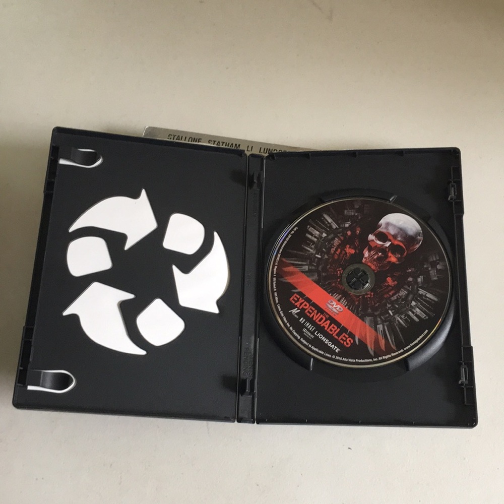 Expendables dvd action 2010 rated R - Picture 4 of 7